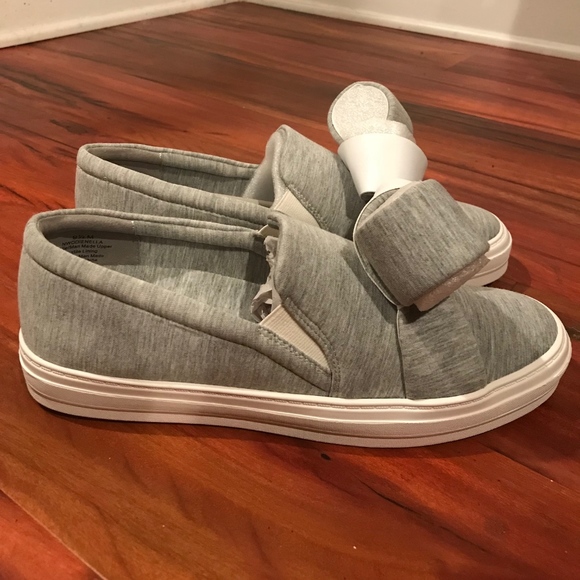 NINE WEST Odienella bow sneakers - Picture 3 of 3
